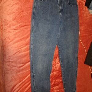 Brittania Classic High-Waist Blue Denim Jeans